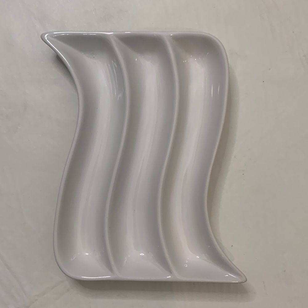 Today’s Living Divided White Ceramic 3 Section Olive Appetizer Nut Trinket Dish